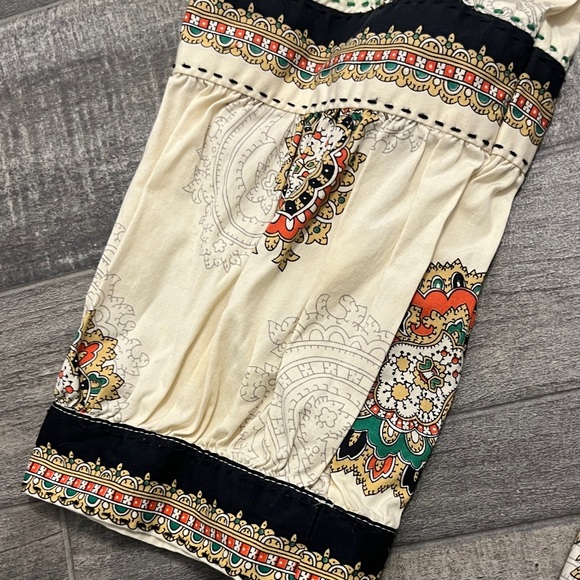 Taikonhu White Top with Navy Trim and Orange Tag Anthropologie - Picture 7 of 12